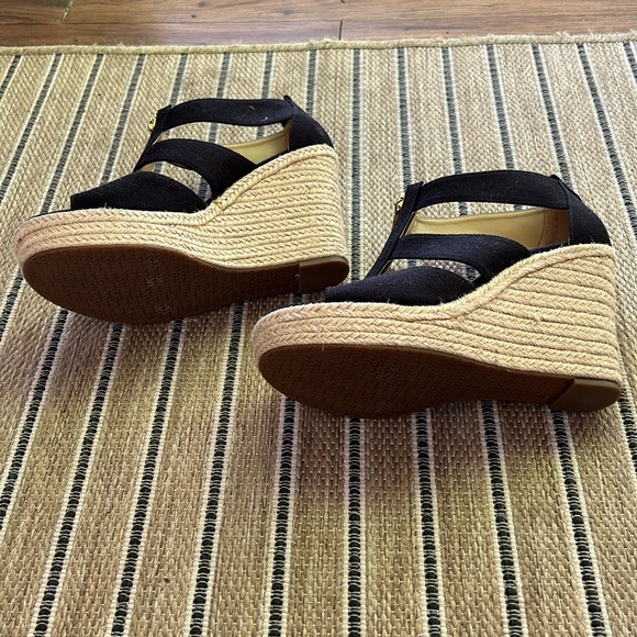 Michael Kors Damita Wedge - Picture 3 of 4